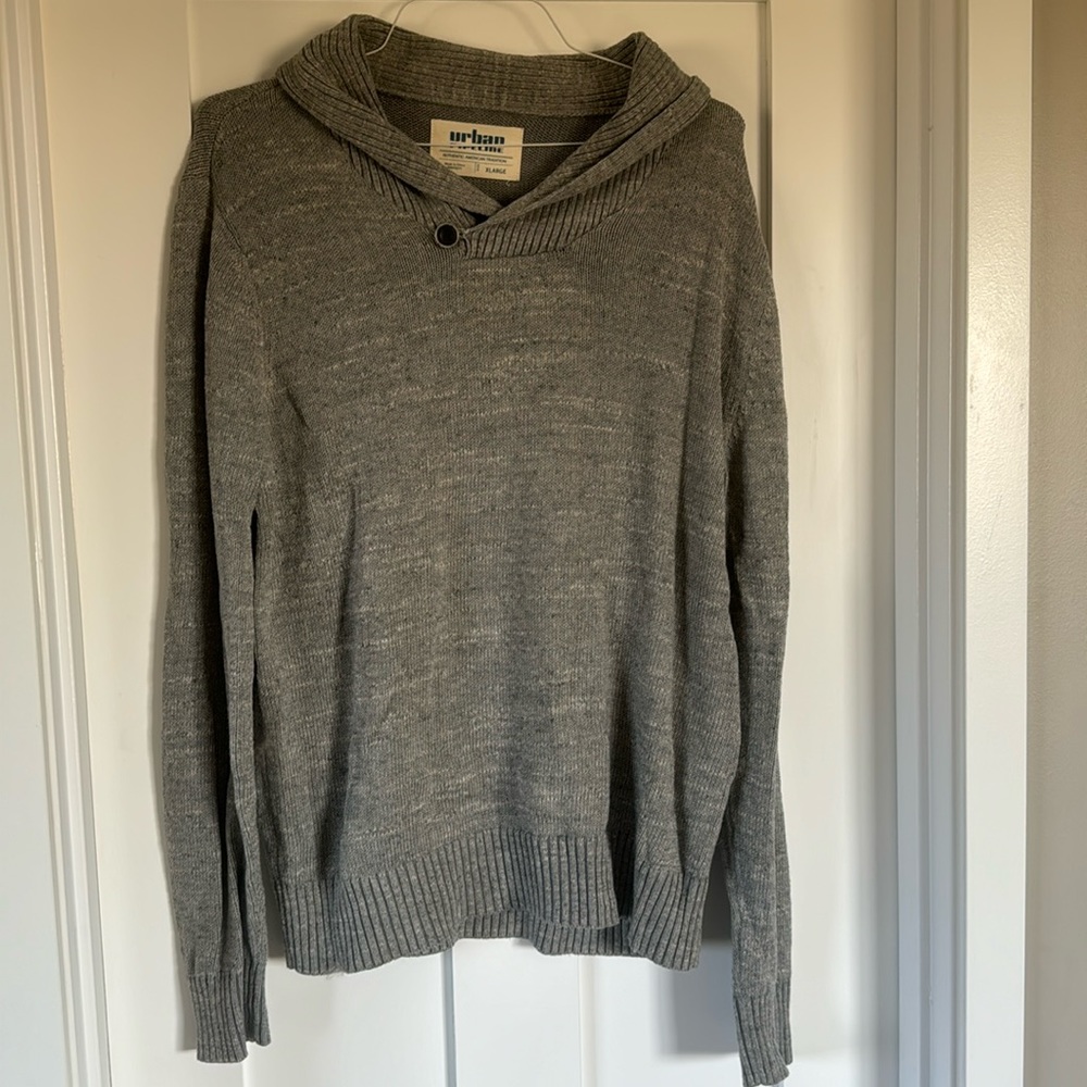 Men’s Gray Sweater